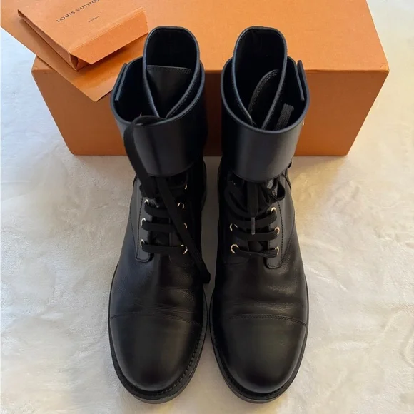 Louis Vuitton Wonderland Boots - Picture 4 of 8